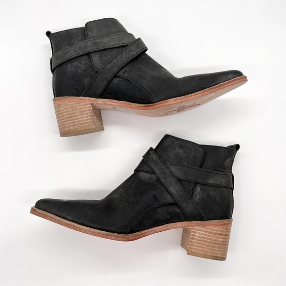 FREE PEOPLE Back Loop Ankle Boot Womens 38 Black Leather Buckle Strap NWOB - Picture 5 of 9